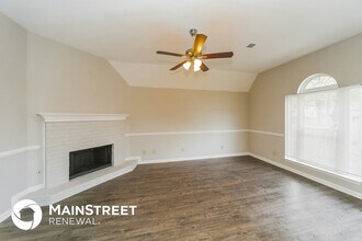 215 Guthrie Dr in Southaven, MS - Building Photo - Building Photo