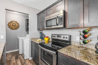 Avista of Edmond in Edmond, OK - Building Photo - Interior Photo