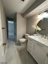 95 Jamestown Rd in Bernards, NJ - Building Photo