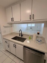 505 NE 30th St in Miami, FL - Building Photo - Building Photo
