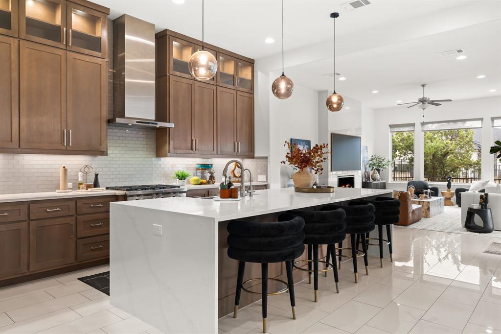 702 Serene Estates Dr in Lakeway, TX - Building Photo