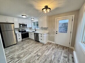 4090 N Attu St in Portland, OR - Building Photo - Building Photo