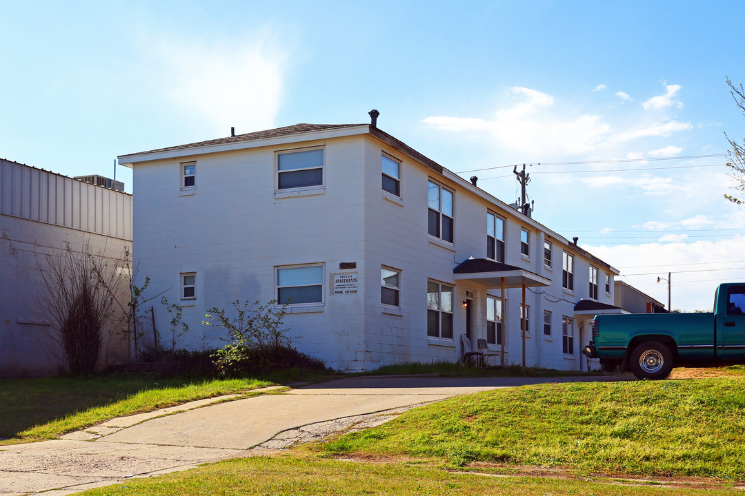 Steve's Apartments in Oklahoma City, OK - Building Photo