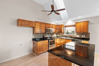 43 Beekeeper Trail in Swannanoa, NC - Building Photo - Building Photo