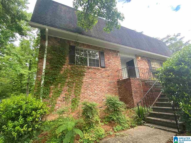 820 Linbard Ln in Vestavia Hills, AL - Building Photo - Building Photo