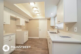 302 Blue Jacket Ln in Orlando, FL - Building Photo - Building Photo