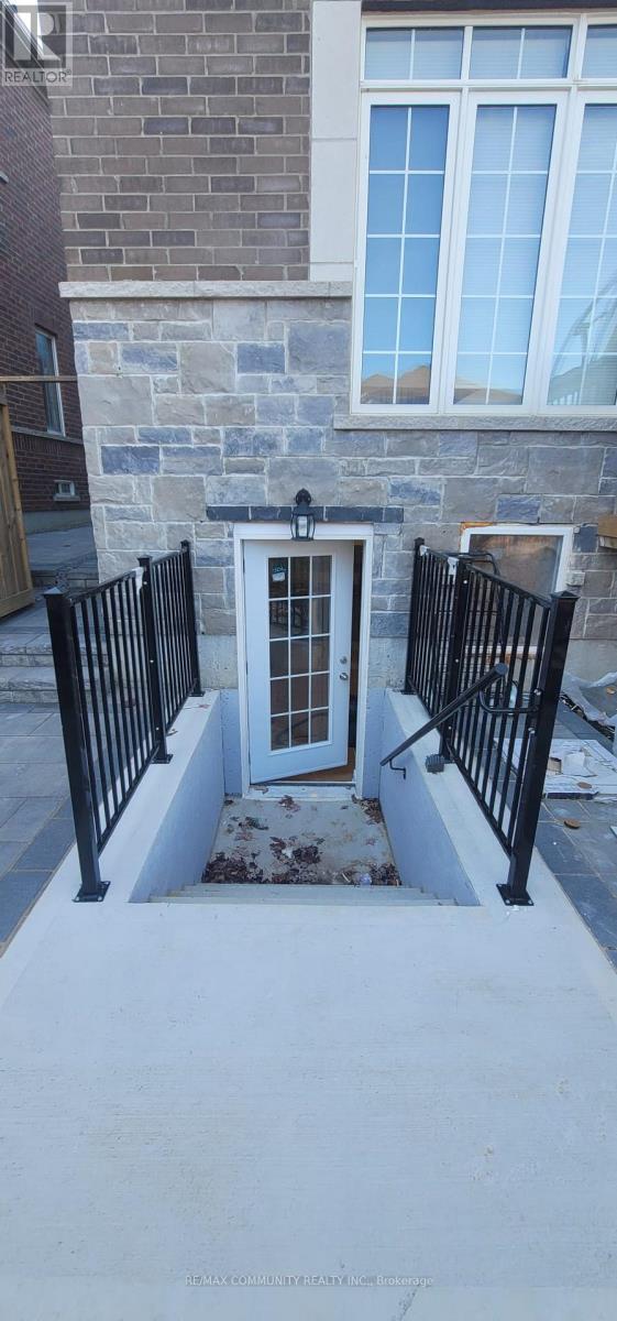 property at 13 Warton Ct