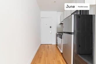 20 Avenue A Ave in New York, NY - Building Photo - Building Photo