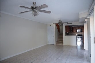 6190 Seven Springs Blvd in Greenacres, FL - Building Photo - Building Photo