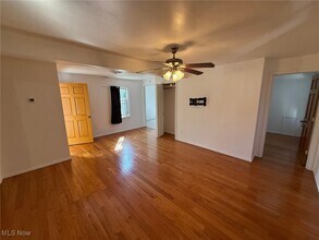1576 E 36th St in Cleveland, OH - Building Photo - Building Photo