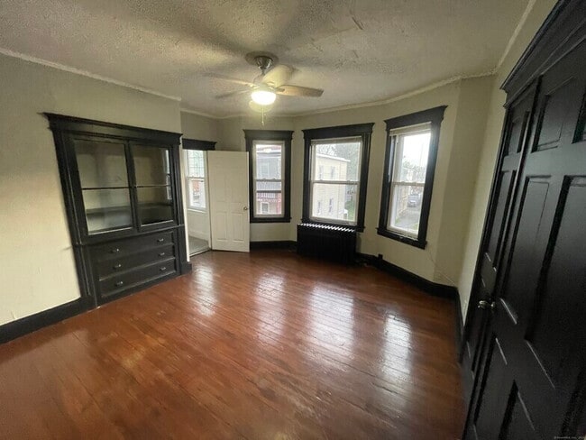 989-991 Capitol Ave, Unit Floor 3 in Hartford, CT - Building Photo - Building Photo