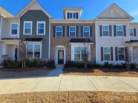 12736 Wandering Brook Dr in Charlotte, NC - Building Photo