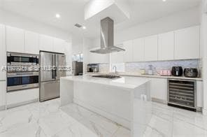 7455 NW 103rd Pl in Doral, FL - Building Photo - Building Photo