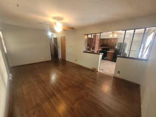 3207 E 41st St in Des Moines, IA - Building Photo - Building Photo