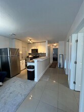 2920 NW 11th Pl in Fort Lauderdale, FL - Building Photo - Building Photo