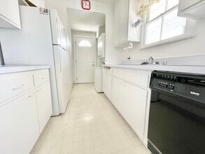 1538 Veteran Ave in Los Angeles, CA - Building Photo - Building Photo
