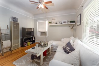 F Street Fourplex in Sacramento, CA - Building Photo - Interior Photo