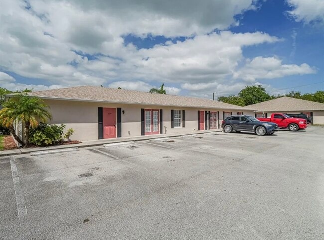 528 13th Pl, Unit 3 bedroom