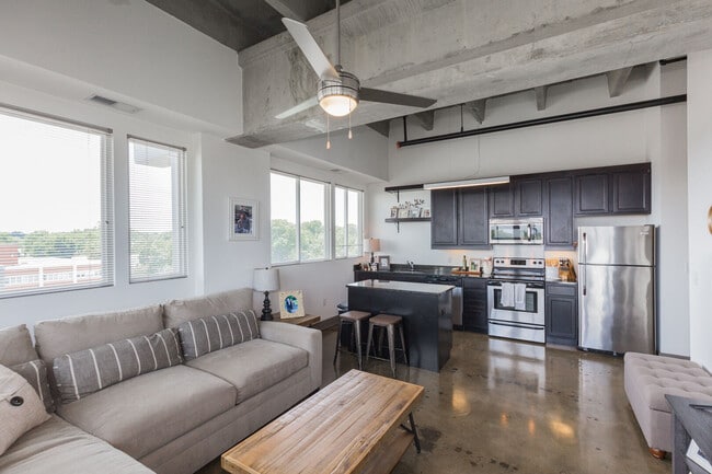 Argon in Richmond, VA - Foto de edificio - Building Photo