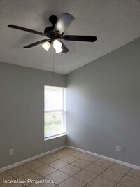 236 Rollins Dr photo'