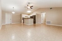 7704 Antioch Dr in New Port Richey, FL - Foto de edificio - Building Photo