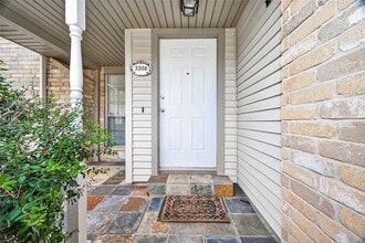3306 S Greenpark Dr in Houston, TX - Building Photo - Building Photo