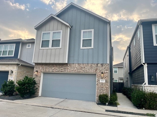 3115 Flower Market Ln