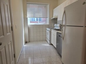 78-10 32nd Ave in Queens, NY - Building Photo - Building Photo