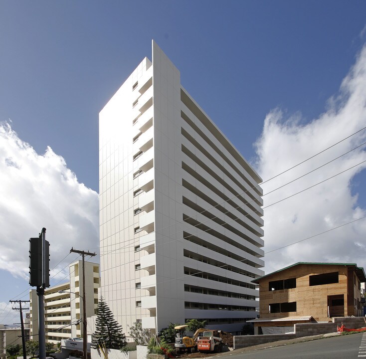 Kamaaina Condominium in Honolulu, HI - Building Photo