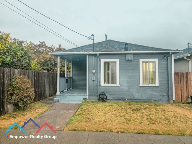 property at 618 S 19th St