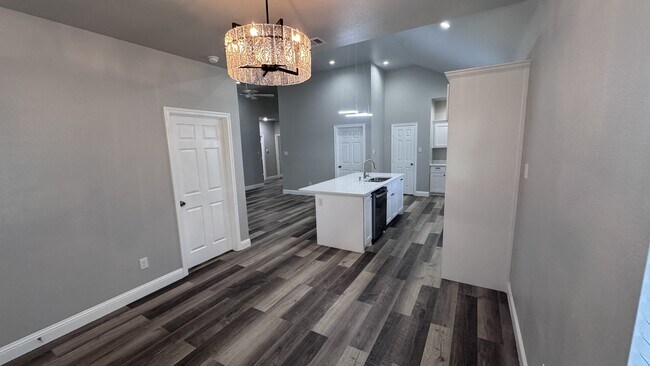 803 Sayle St in Greenville, TX - Building Photo - Building Photo