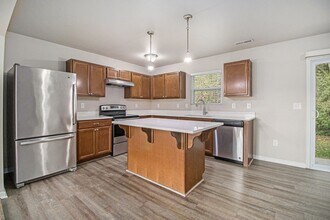 103 Grandview in Galesburg, MI - Building Photo - Building Photo