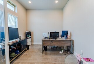 20430 Avelignese Wy in Tomball, TX - Building Photo - Building Photo