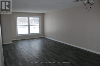 51 Sholto Dr in London, ON - Building Photo - Building Photo