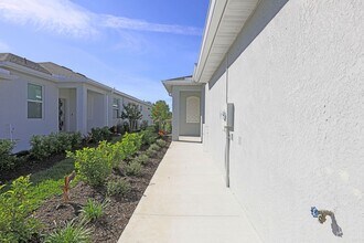 20665 Hazelnut Ct in Lehigh Acres, FL - Building Photo - Building Photo