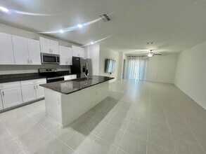 9906 Spanish Lime Ct in Riverview, FL - Building Photo - Building Photo