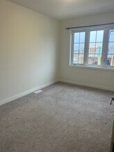 23 Lloyd Davies Wy in Hamilton, ON - Building Photo - Building Photo