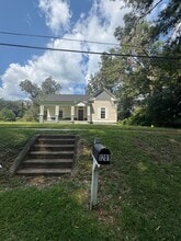 1201 Fifth Ave in West Point, GA - Building Photo - Building Photo