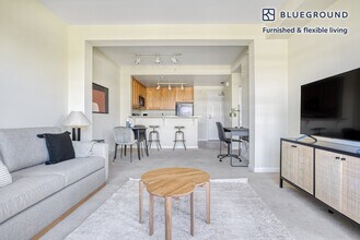 853 Commodore Dr-Unit -FL4-ID631 in San Bruno, CA - Building Photo - Building Photo