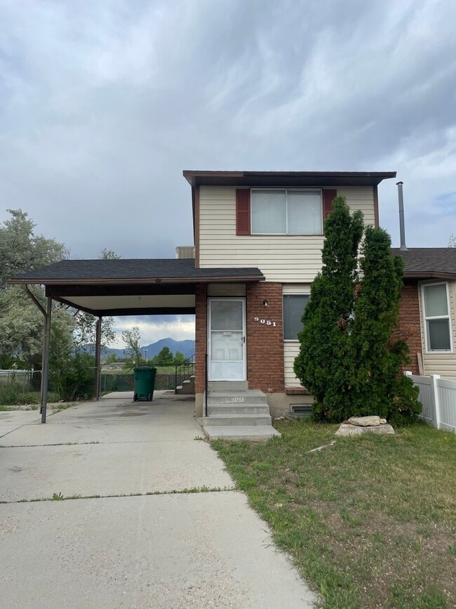 property at 9051 Corliss Ave