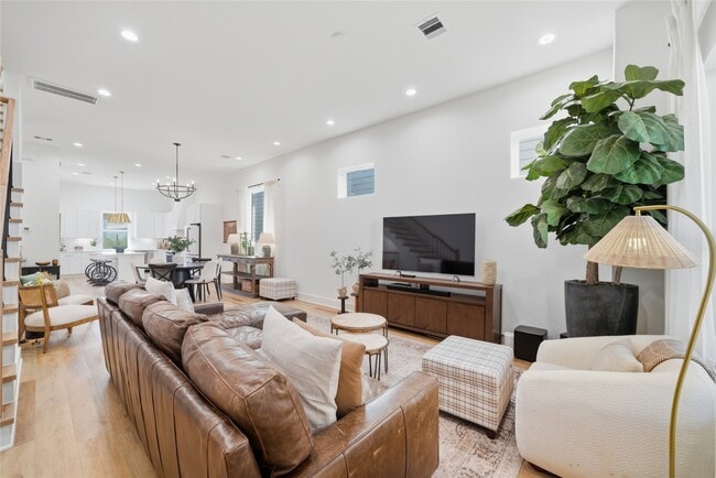 property at 1307 E 27th St