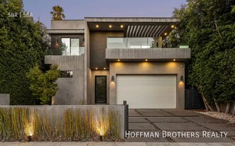 742 N Cherokee Ave in Los Angeles, CA - Building Photo