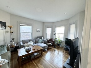 3 Mount Vernon St, Unit 1 in Boston, MA - Foto de edificio - Building Photo
