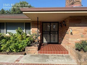 1565 NE 148th Ave in Portland, OR - Building Photo - Building Photo