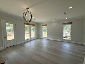 12811 St Croix Ct in Maurepas, LA - Foto de edificio - Building Photo