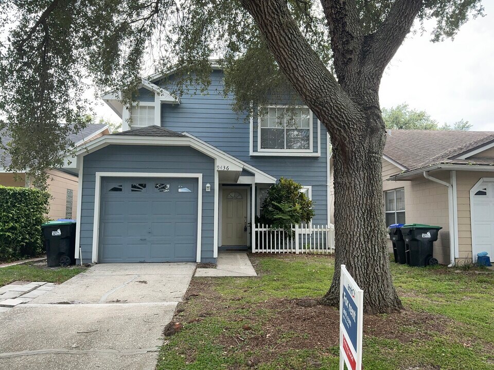 9436 Bud Wood St in Gotha, FL - Building Photo