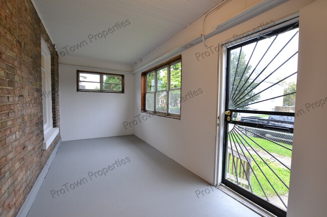 224 Lincoln St in Joliet, IL - Building Photo - Building Photo