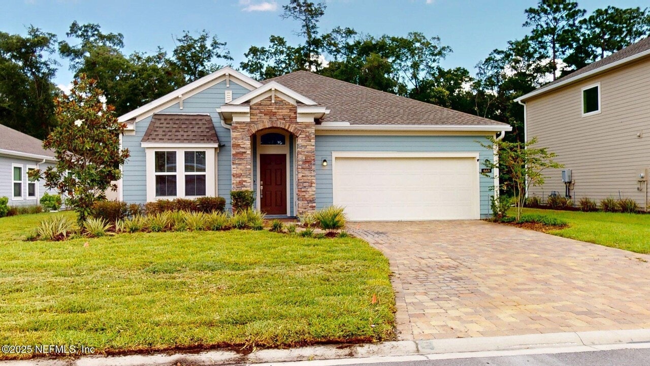 669 BROWN BEAR in Saint Johns, FL - Building Photo