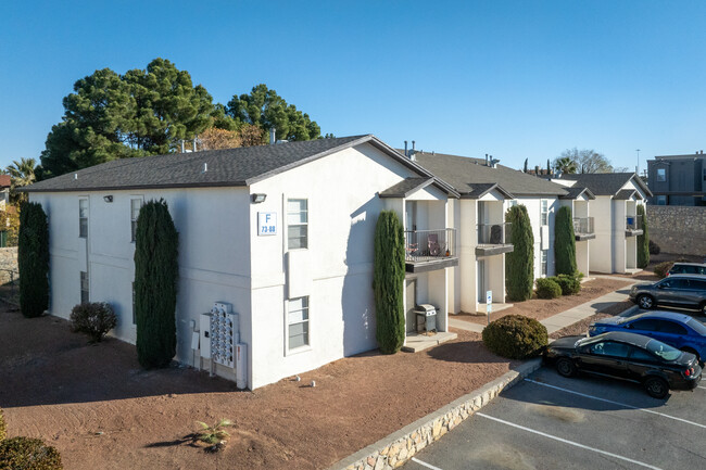 Huntington Park Apartments in El Paso, TX - Building Photo - Building Photo