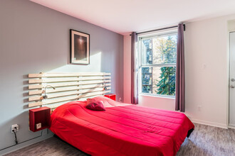 1851 Rue Saint-Germain in Montréal, QC - Building Photo - Building Photo